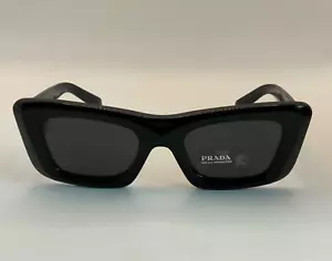 GAFAS DE SOL PRADA CAT EYE - NEGRAS - PRECIO DE VENTA SUGERIDO POR EL FABRICANTE £376 - Imagen 1 de 6