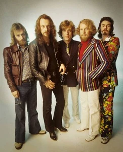 Jethro Tull Posed In Amsterdam Netherlands 1972 OLD PHOTO 2 - Bild 1 von 1