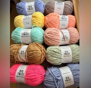 Big Twist Posh And Baby Bear Lot - Picture 1 of 1