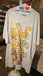 90'S VINTAGE DISNEY 2-SIDED SLEEP NIGHT SHIRT SNOW WHITE AND THE SEVEN DWARF'S - Picture 1 of 3