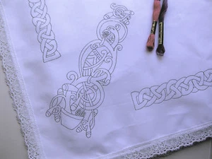 CELTIC Tablecloth 110x110cm embroider lace edge printed embroidery cloth CSOO36 - Picture 1 of 1