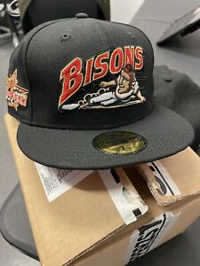 Buffalo Bisons Black Crown With Red UV Fitted Hat Size 7 1/4 Topperz Exclusive