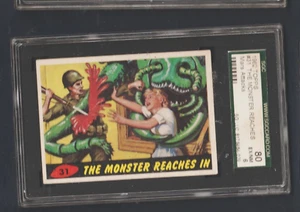 Mars Attacks #31 MONSTER REACHES IN 1962 VINTAGE ORIGINAL SGC 80 EX/NM - Picture 1 of 2