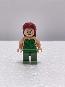 LEGO Poison Ivy Minifigure - 7785 DC Batman I - Arkham Asylum 2006