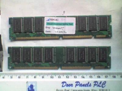 2 x HYUNDAI HYM7V64400 BTFG-10 32MB 66MHz 168pin PC66 DIMM Memory SDRAM - USED - Image 1 of 3