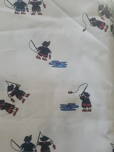 4 Yds White Ridged Fabric Let's Go Fishing Kids Catching Fish Vintage - Picture 1 of 4