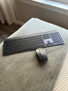 Logitech MX Keys Bluetooth Wireless Keyboard - Black YR0073 And Mouse 3S Set - Picture 1 of 24