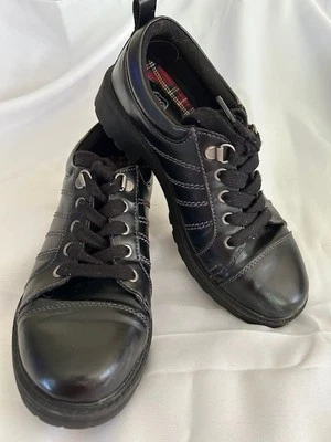 Zapatos Oxford gruesos de cuero negro Route 66 con cordones para mujer talla 8 M Foto 1 de 4