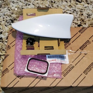 NEW Shark Fin Roof Antenna(For Lexus LS460)(2013,2014,2015,2016,2017)(White) OEM - Picture 1 of 3