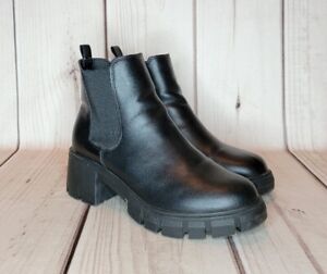 Madden Girl Havenn Platform Boots Side-Zip Black PU Leather Women's Size 7.5M