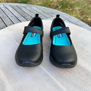 Skechers Kinder Microburst Scholar Holler Mary Jane Schuhe schwarz Größe 2 Klettverschluss - Bild 1 von 10