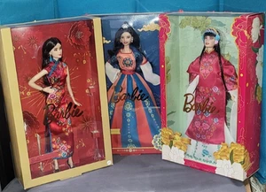 3 Barbie Lunar New Year Puppen - Bild 1 von 12