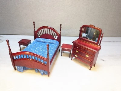 Vintage Dollhouse Wooden Furniture Classical Bedroom Set 1:12 Miniature  - Image 1 of 4
