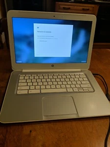 Hp Chromebook Laptop For Parts Or Repair Unknown Condition - Picture 1 of 4