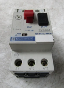 💥TELEMECANIQUE 2.5-4 AMPERIOS MOTOR DISYUNTOR 3 POLOS 600 VAC GV2-M08 - Imagen 1 de 8