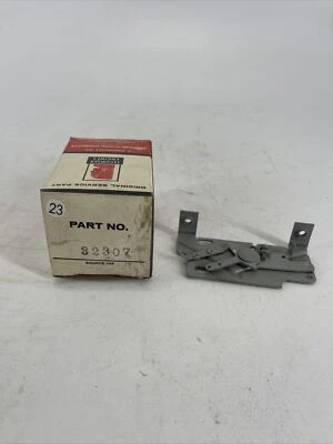 NEW OLD STOCK OEM Tecumseh Carburetor Control 32307 - Image 1 of 4