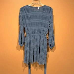 Boutique Size M Blue With Silver Metallic Puff Sleeve Women’s Short Dressy Dress - Picture 1 of 6