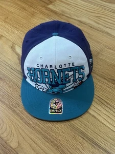 Charlotte Hornets NBA Hardwood Classics 47’ Marca SnapBack Sombrero OSFM Púrpura Verde azulado - Imagen 1 de 10