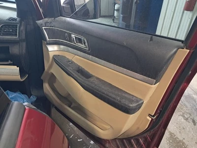 Used Front Right Door Interior Trim Panel fits: 2016 Ford Explorer  Grade A Foto 1 de 4