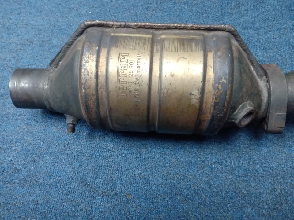 FERRARI 355 2.7  R.H CATALYTIC CONVERTER (CATALYST) CAT 129 R01 (163197) - Image 1 of 4