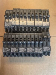 Q3030 Siemens Circuit Breaker Two 1 Pole 30/30 Amp 120/240V NEW NO BOX LOT OF 12 - Picture 1 of 1