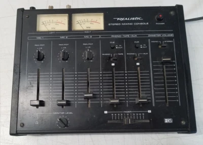 Realistic Stereo Mixing Console Model 32-1200B Vintage 1975 Made in Korea 3088SB - Image 1 of 4