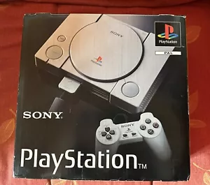 SONY PLAYSTATION 1 SCPH-1002 C MUY RARA PAL - Foto 1 di 9