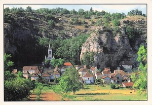 46 GLUGES EGLISE ROMANE - Picture 1 of 2