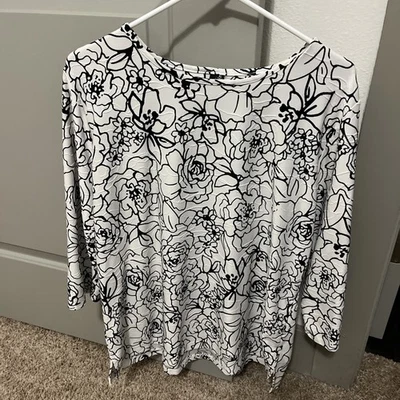 Cathy Daniel’s Black & White Floral Silver Buttons Top Roll Tab Sleeves Size Xl - Image 1 of 4