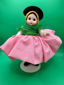 Madame Alexander International Puppe Portugal #585 mit Ständer & Box Vintage - Bild 1 von 8