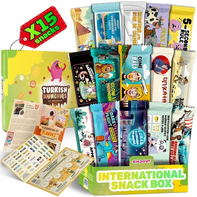 Caja de Snack Internacional, Experiencia Única con Caramelos Exóticos Universales y Árbol Foto 1 de 4