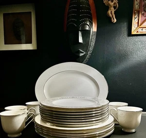Lenox Hannah & Royal Hannah Platinum China - Bild 1 von 46