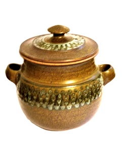 DAVID LLOYD JONES Studio Pottery Pot,Bowl Casserole Dish with Lid - Picture 1 of 5