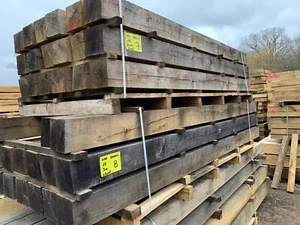 Air Dried Oak Beams 150mm x 150mm - Picture 1 of 5