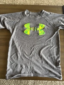 Youth Boys Small (8) Under Armour Tee - Picture 1 of 4