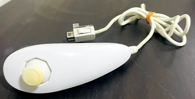Wii Nunchuck RVL-004 for Nintendo Wii Official Product Tested - Image 1 of 4