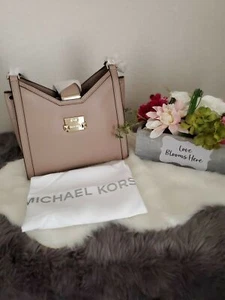 NWT Michael Kors Chain Shoulder Tote Bag Soft Pink Gold Leather Small - Picture 1 of 12