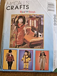 Patrón de costura McCalls niñas muñeca ropa patrón de colección sin cortar 9996 disfraces - Imagen 1 de 2