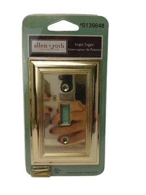 Cubierta de interruptor de latón pulido placa de pared de palanca única Allen + Roth Z1768T-PB Foto 1 de 2
