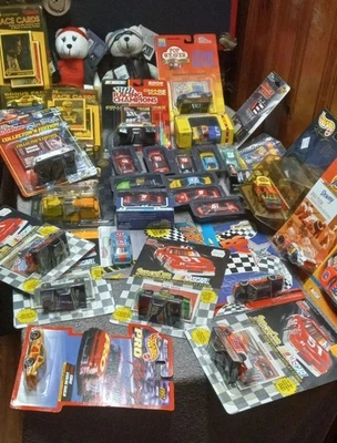 Huge Lot Of Vintage Nascar 1:64 Diecast Racing Champions Hot Wheels Matchbox Etc - Image 1 of 4