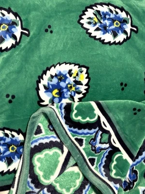 Vera Bradley Throw Blanket Garden Green Leaf Rare New NO TAGS Or RIBBON - Image 1 of 4