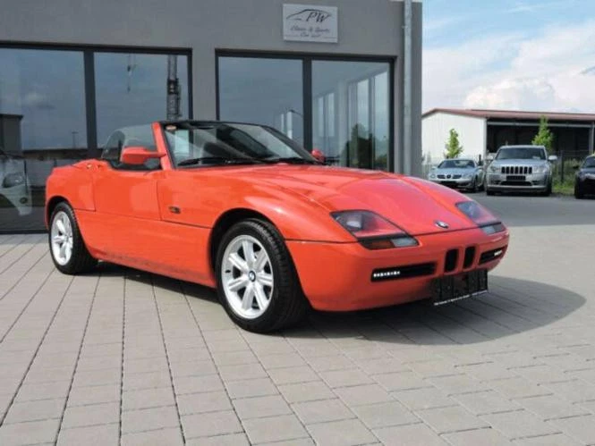 Schuco 1:18 BMW Z1 Roadster rot 450026400 - Bild 1 von 1