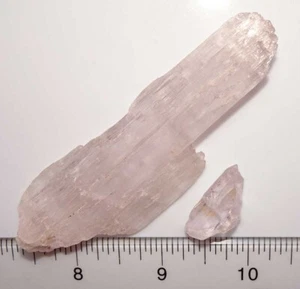 Rosa Kunzite Kristall, 40 Gramm, Brasilien r774 - Bild 1 von 7