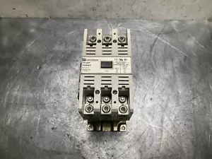 Cutler Hammer Eaton 120 Amp C825 HN10 C320KGS32 Contactor - Picture 1 of 6