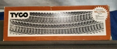 HO Scale, TYCO, TRU-STEEL, 18" Radius Track in Box, 12 Pieces Of Track In Box  - Image 1 of 4