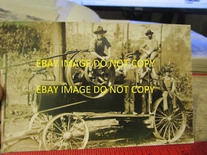 RARE OLD PICTURE PHOTO Real postcard Mineral City Ohio Thresher Steam Engine Men - Picture 1 of 2