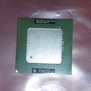 Intel Tualatin Celeron 1.4GHz(256K) STEP CODE: SL64V - Picture 1 of 1