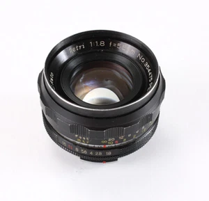 55MM  55/1.8 PETRI C.C AUTO BAYONET MOUNT (HAZE; STUCK AT F/16)/204843 - Picture 1 of 2