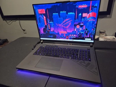 Asus ROG Strix G18 G814 240Hz QHD+ 2.2GHz i9-13980HX 64GB 1TB RTX 4080 Excelente - Imagem 1 de 4