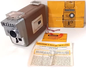 Vintage Kodak Brownie Automatic Movie Camera f/2.3 #136 Works See Video - Bild 1 von 7